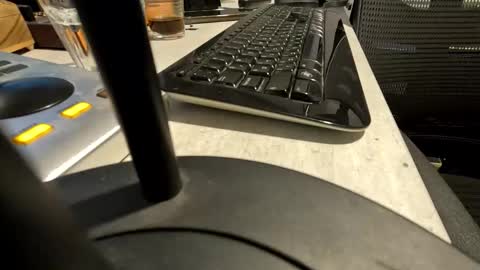 stevie_grey online show from October 2025 06:19:01 PM