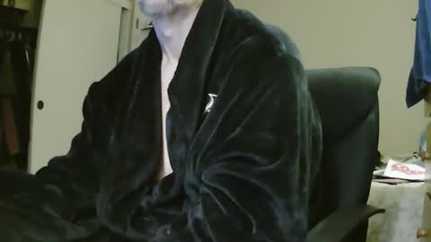 Snapshot of stevo69697 chatting on May 2026 04:40:01 AM Chillguy online show from May 2026 04:40:01 AM