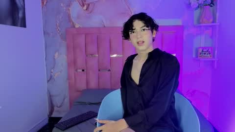 Sthepano  online show from March 2026 03:45:02 AM