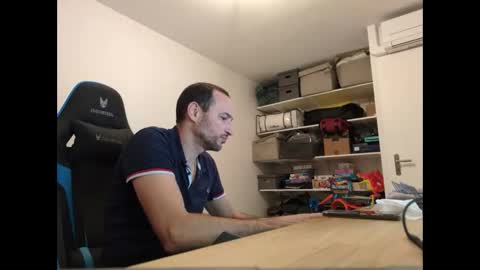 stickolive1 online show from June 2026 10:02:01 PM