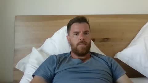 Josh online show from October 2025 04:02:02 AM