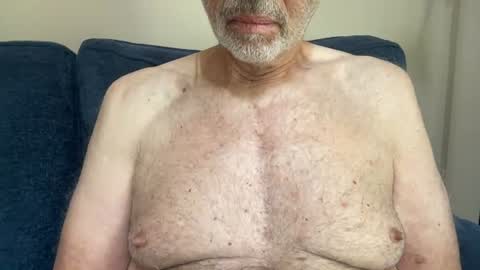 Snapshot of stillbad2 chatting on June 2026 01:43:01 PM Stillbad2 online show from June 2026 01:43:01 PM