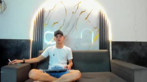 friends online show from February 2026 05:00:01 AM