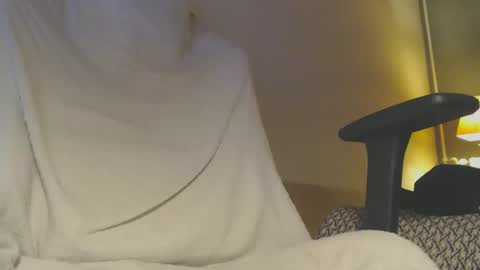 stivglatpik online show from February 2025 08:33:02 PM