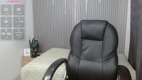 Stiwen online show from April 2026 01:41:01 PM