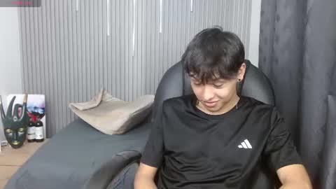 Stiwen online show from July 2026 01:03:02 PM