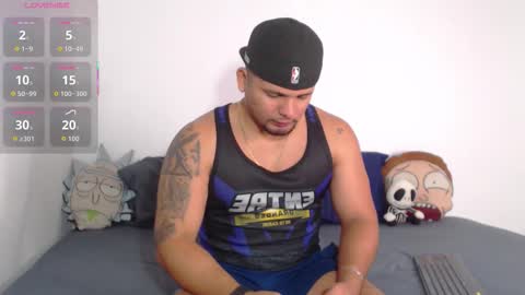 Stone Lee  online show from December 2025 06:42:02 AM