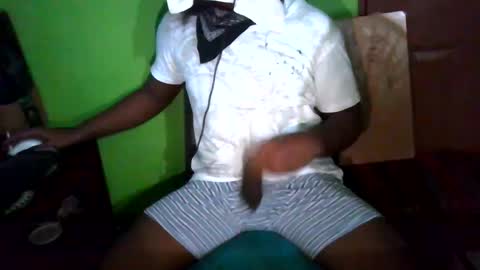 Snapshot of stonehardbbcdick2 chatting on February 2025 12:36:02 AM stonehardbbcdick2 online show from February 2025 12:36:02 AM