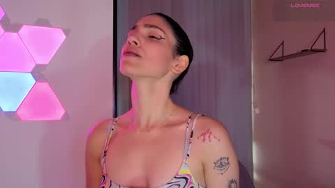 Liz online show from November 2025 10:15:01 PM