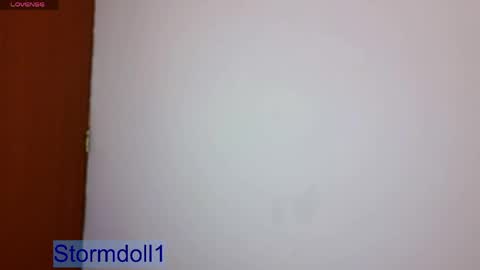 Snapshot of storm_doll chatting on May 2026 01:43:01 AM storm doll online show from May 2026 01:43:01 AM
