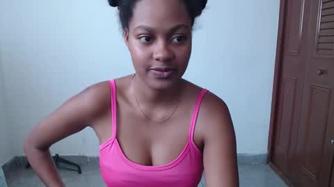 Snapshot of stormihills chatting on February 2026 07:09:01 PM Sweety Stormi online show from February 2026 07:09:01 PM