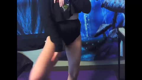 Stormythunder online show from October 2025 05:02:02 PM