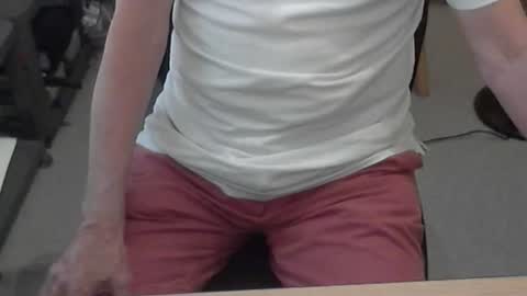 Snapshot of str8_dave chatting on June 2026 11:26:02 AM Dave online show from June 2026 11:26:02 AM