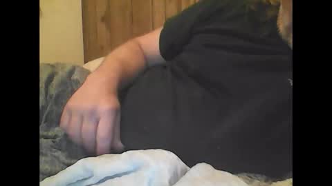 Snapshot of straightmaletouse chatting on April 2026 01:32:01 AM straightmaletouse online show from April 2026 01:32:01 AM