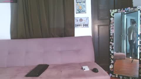 Snapshot of straightopenminds chatting on November 2025 03:01:02 PM straightopenminds online show from November 2025 03:01:02 PM