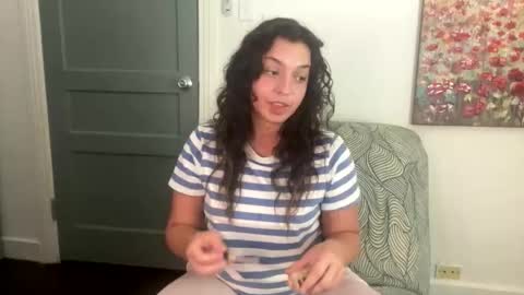 Snapshot of straightoutthetrailer chatting on May 2026 04:06:01 AM lucille beatrice luficer call me lucy online show from May 2026 04:06:01 AM