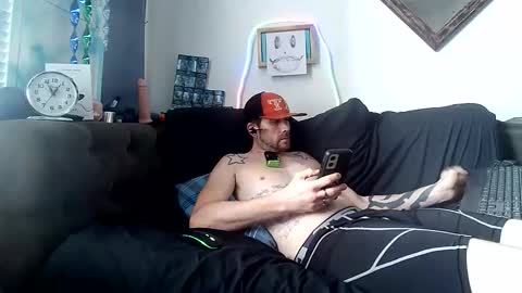 straitpipermann22 online show from March 2026 06:18:02 PM