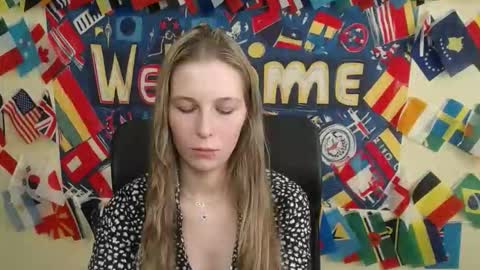 Snapshot of stranger_giirl chatting on May 2026 06:41:01 AM Amalia online show from May 2026 06:41:01 AM