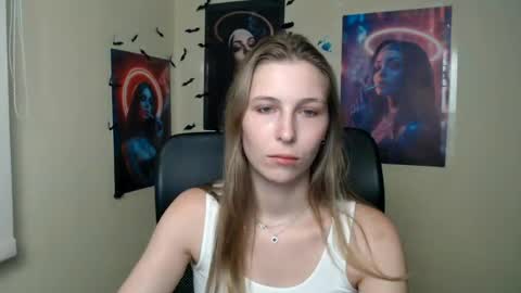 Snapshot of stranger_giirl chatting on July 2026 06:20:01 AM Amalia online show from July 2026 06:20:01 AM