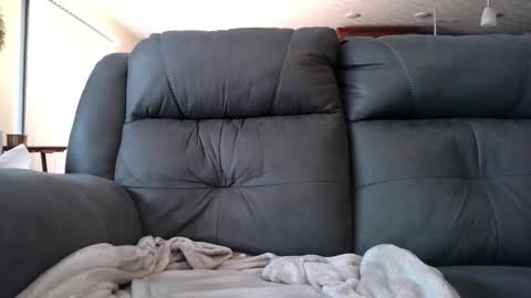 strangeratnight87 online show from January 2026 07:27:01 PM