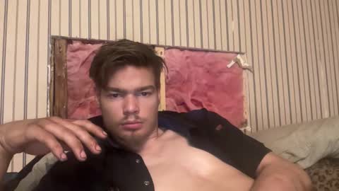 stratman301 online show from March 2026 11:24:01 PM