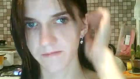 Strawberry Storm online show from October 2025 08:08:02 PM