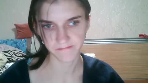 Snapshot of strawberry_storm chatting on November 2025 01:39:01 AM Strawberry Storm online show from November 2025 01:39:01 AM