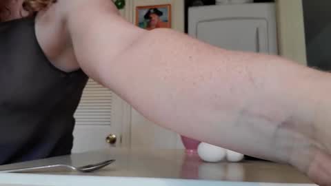 Strawberrylotsacake online show from September 2025 03:01:01 PM