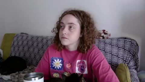 Snapshot of strawberrylotsacake chatting on April 2026 12:29:02 PM Strawberrylotsacake online show from April 2026 12:29:02 PM