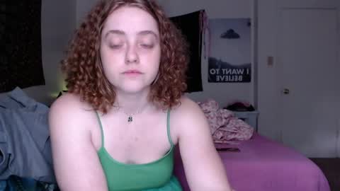Snapshot of strawberrylotsacake chatting on April 2026 02:48:02 PM Strawberrylotsacake online show from April 2026 02:48:02 PM