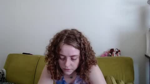 Snapshot of strawberrylotsacake chatting on June 2026 04:31:01 PM Strawberrylotsacake online show from June 2026 04:31:01 PM
