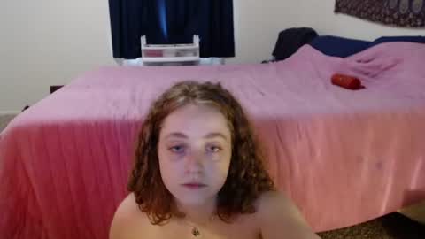 Snapshot of strawberrylotsacake chatting on July 2026 06:47:01 PM Strawberrylotsacake online show from July 2026 06:47:01 PM