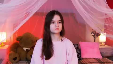 Snapshot of strawbunnybite chatting on June 2026 02:41:02 PM Bunny online show from June 2026 02:41:02 PM
