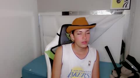 Street online show from February 2026 05:18:02 AM