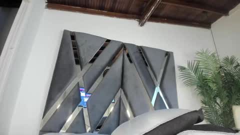 Alexa   online show from November 2025 11:01:02 AM