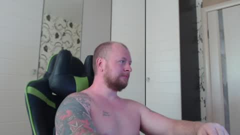 Snapshot of strongass18 chatting on June 2026 09:53:01 AM Alex online show from June 2026 09:53:01 AM