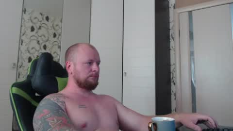 Snapshot of strongass18 chatting on June 2026 09:58:01 AM Alex online show from June 2026 09:58:01 AM
