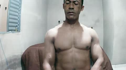 strongdaddyfantastic online show from June 2026 01:33:01 PM
