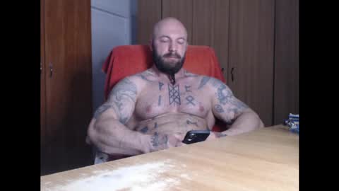 StrongIvan online show from May 2026 04:18:02 AM