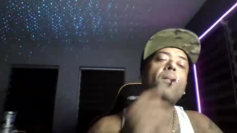 stronglikbullse619259 online show from October 2025 02:10:01 AM