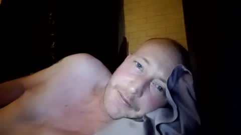 Snapshot of stu_art83 chatting on June 2026 01:41:01 AM stu_art83 online show from June 2026 01:41:01 AM