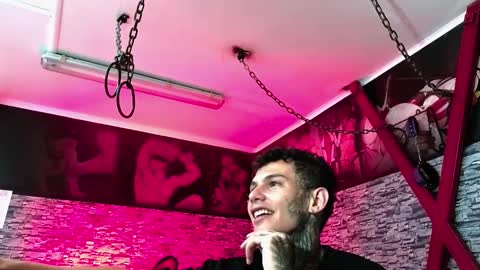 stuart_boy_ online show from October 2025 06:58:02 AM