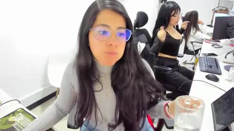 Snapshot of studcb_ chatting on February 2025 01:55:01 AM studcb_ online show from February 2025 01:55:01 AM