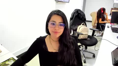 Snapshot of studcb_ chatting on February 2025 01:58:01 AM studcb_ online show from February 2025 01:58:01 AM