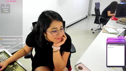 Snapshot of studcb_ chatting on March 2025 12:39:02 AM studcb_ online show from March 2025 12:39:02 AM