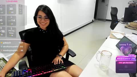 Snapshot of studcb_ chatting on March 2025 03:43:02 AM studcb_ online show from March 2025 03:43:02 AM