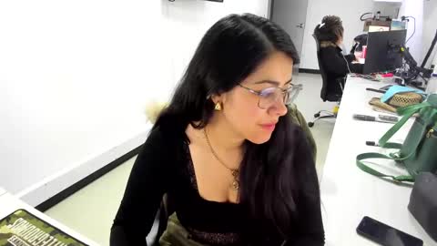 Snapshot of studcb_ chatting on March 2025 02:27:02 AM studcb_ online show from March 2025 02:27:02 AM