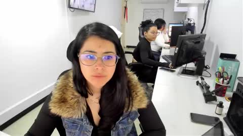 Snapshot of studcb_ chatting on September 2025 07:51:02 PM studcb_ online show from September 2025 07:51:02 PM