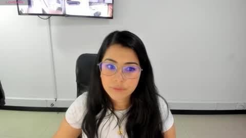 Snapshot of studcb_ chatting on October 2025 04:26:02 PM studcb_ online show from October 2025 04:26:02 PM