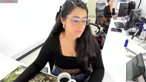 Snapshot of studcb_ chatting on November 2025 04:40:01 PM studcb_ online show from November 2025 04:40:01 PM